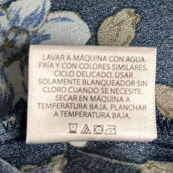 Time and Tru Blouse Womens XXL 2XL Blue Floral Bell Sleeves - Picture 8 of 8